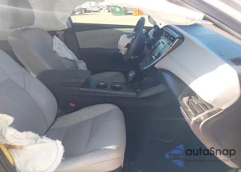 2016 Toyota Avalon Limited z USA, uszkodzony, nr VIN 4T1BK1EB1GU195303